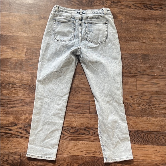 TNR Bleach Washed Distressed Women’s Jeans - Picture 5 of 11